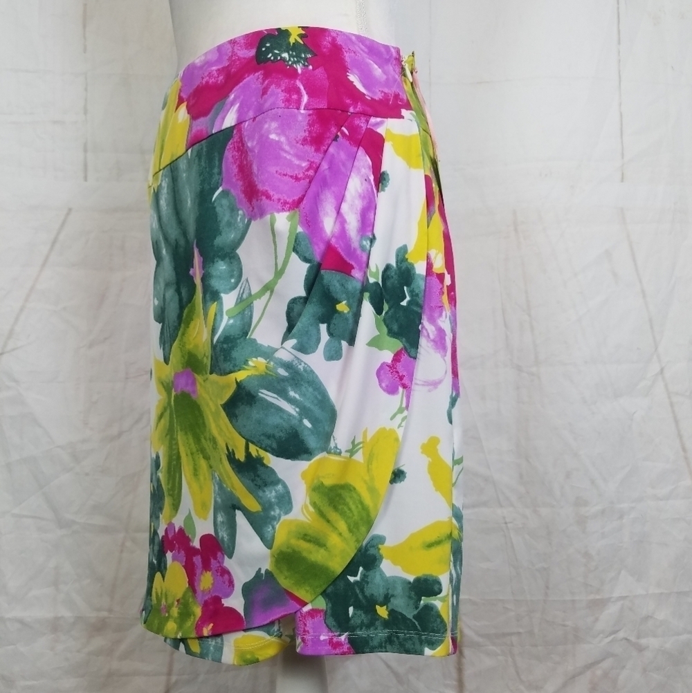 - Kelly & Diane floral faux wrap colorful skirt - Picture 3 of 13